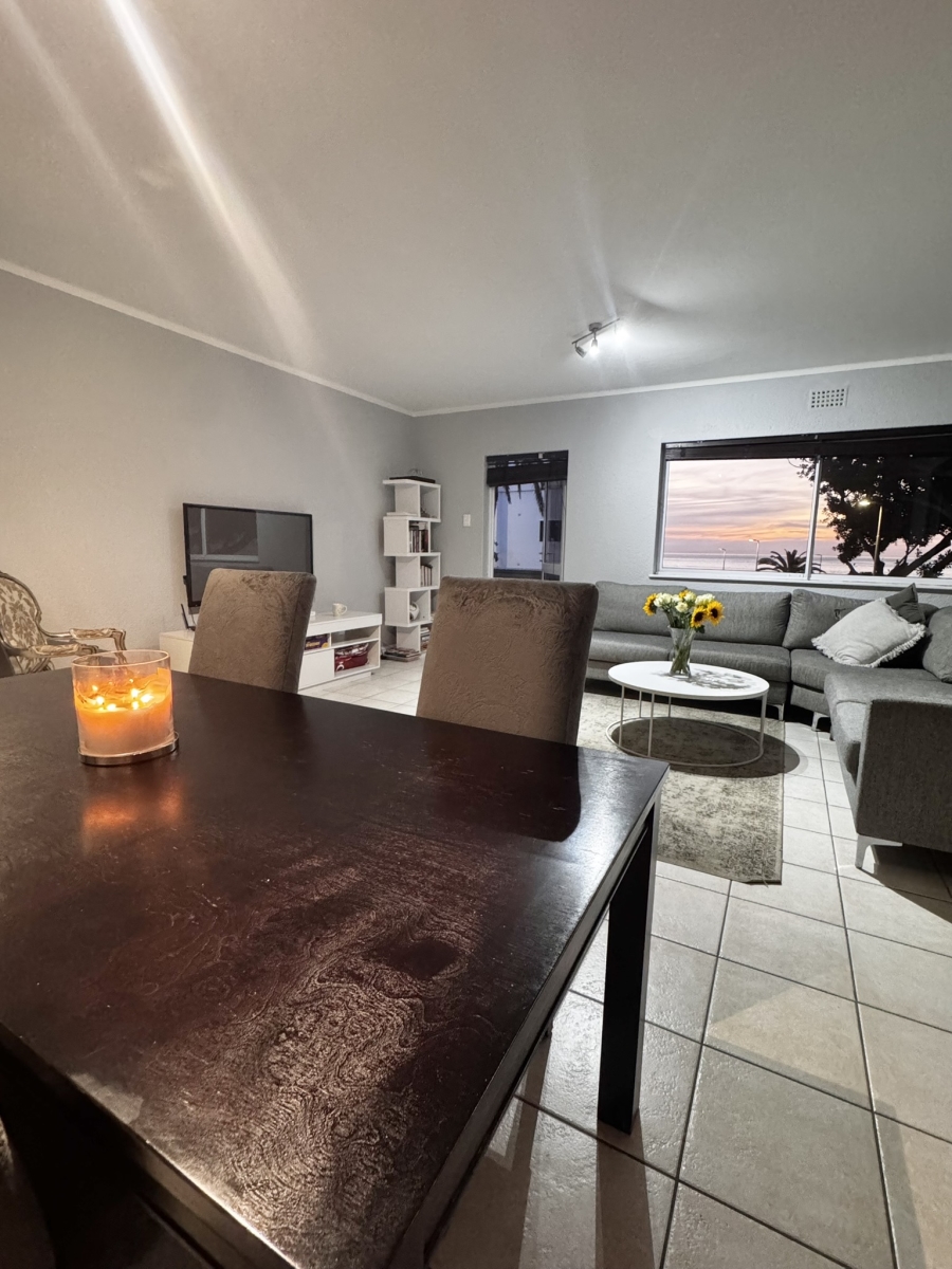 3 Bedroom Property for Sale in Sea Point Western Cape